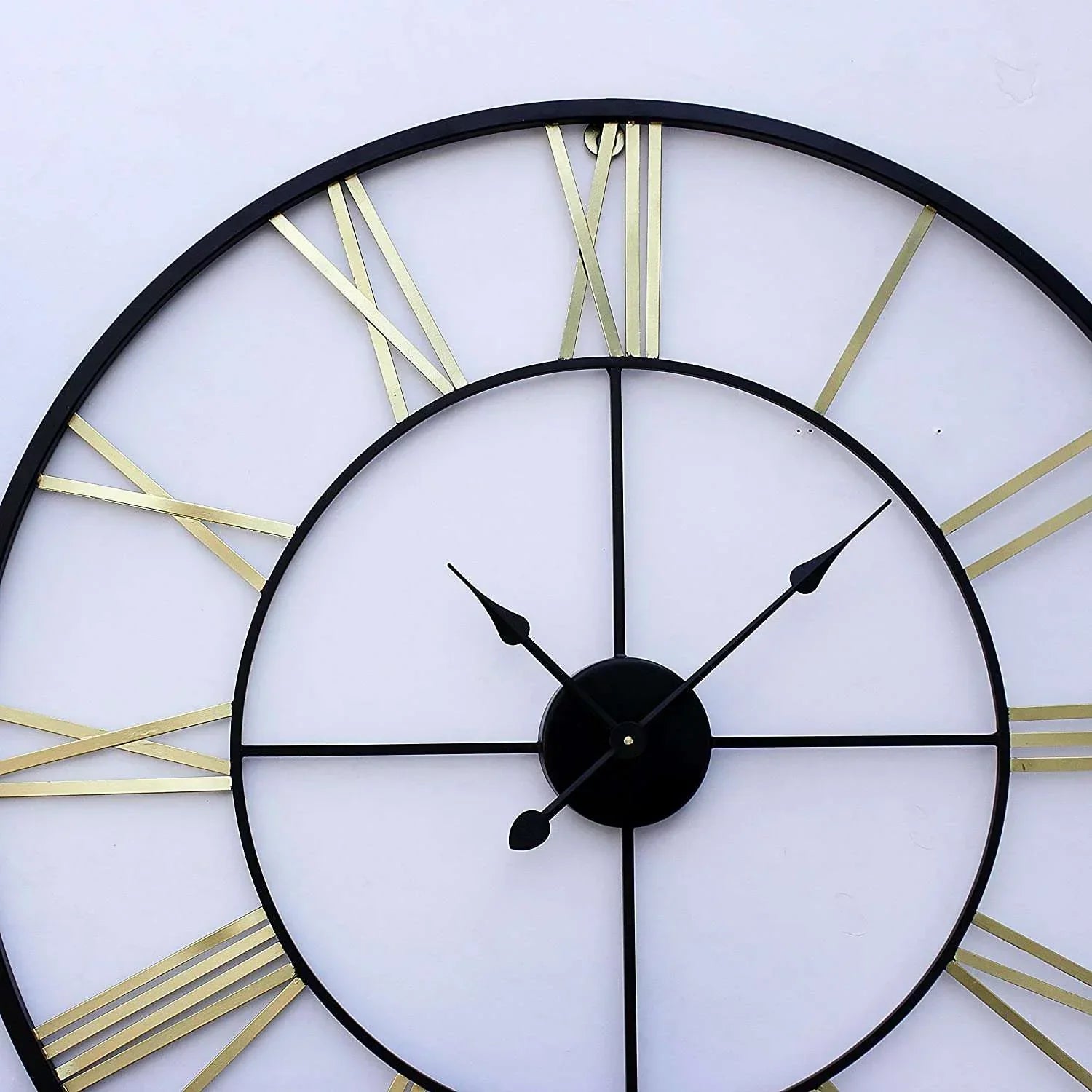 Central Roman Clock