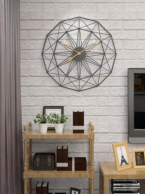 Nestique Black Metal Wall Clocks