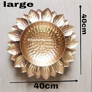 Nestique Cast Iron Round Flower Border Designer Decorative Lotus de Urli