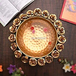 Nestique Metal Decorative Beautiful Handcrafted Bowl for Floating Flowers