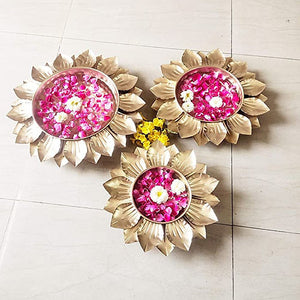 Nestique Cast Iron Round Flower Border Designer Decorative Lotus de Urli